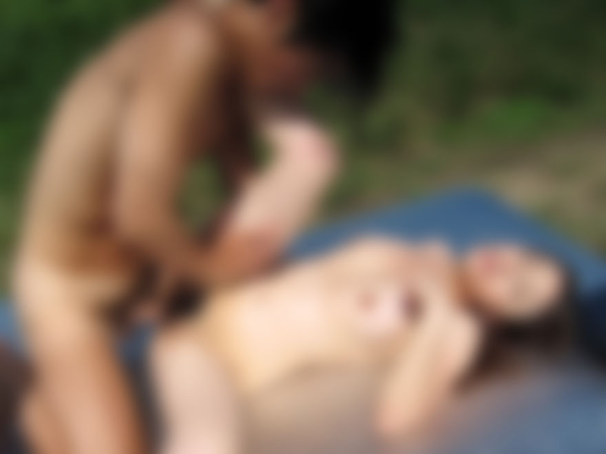 จัดรุ่นพี่สาวในป่าข้างทาง